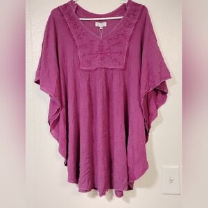 tamsy womens size one size blouse tunic v neck embroidered Batwing magenta rayon